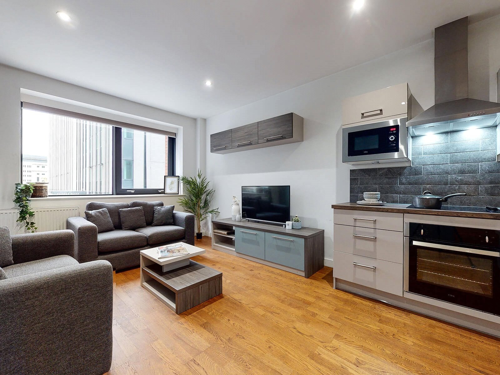 Flat Wade Lane in Leeds