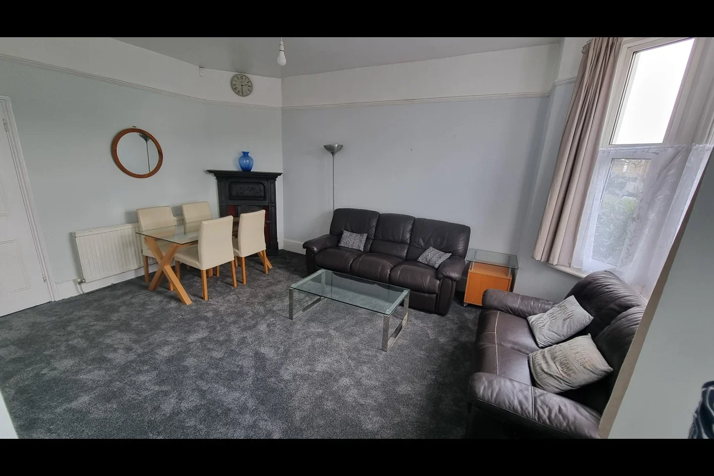 Flat Beechcroft Road in Greater London