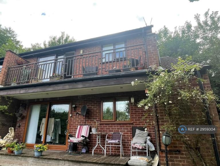 House Beaulieu Close in Wyre Forest