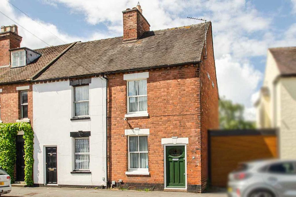 House Wheel Lane in Lichfield