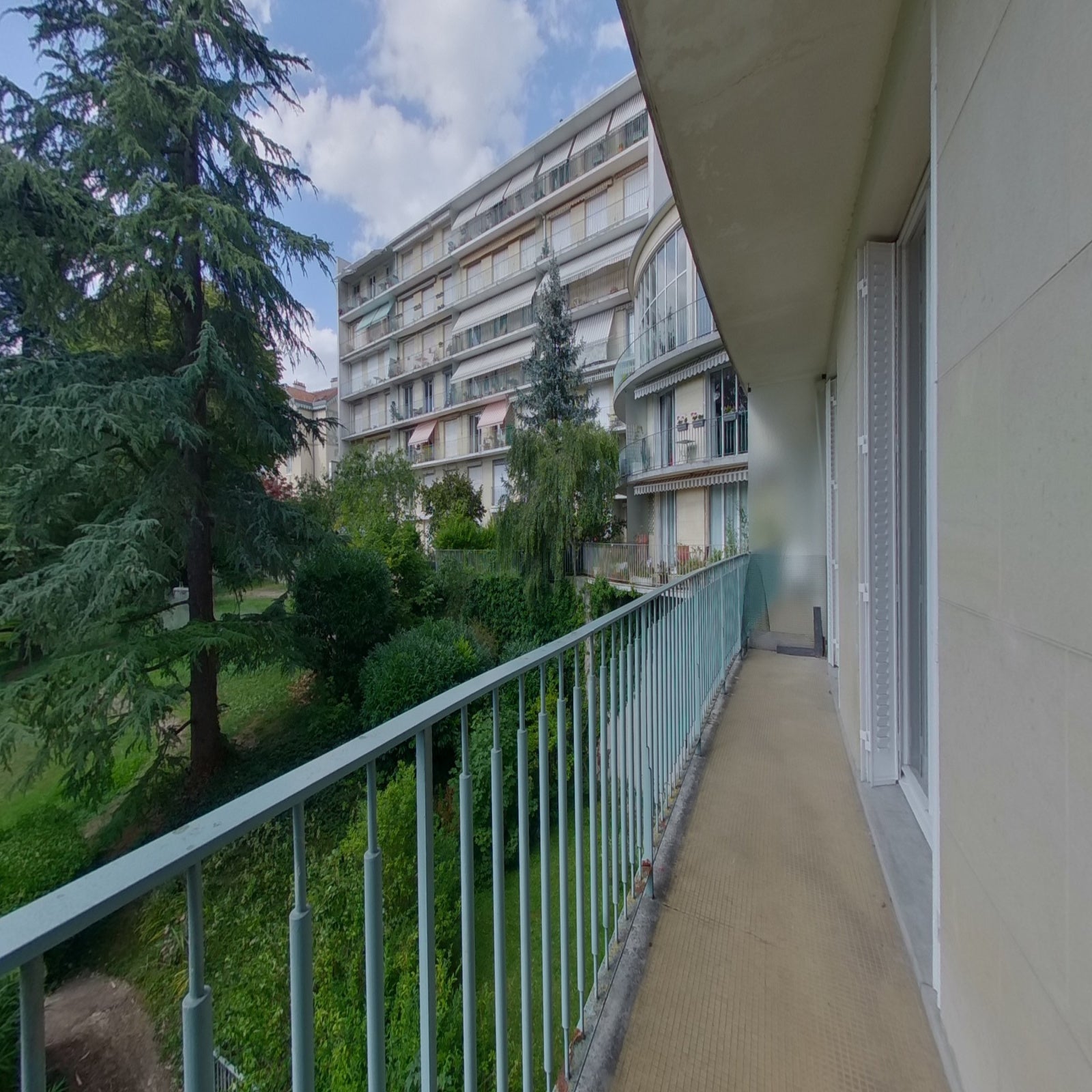 Flat Rue de la République in Saint-Germain-en-Laye