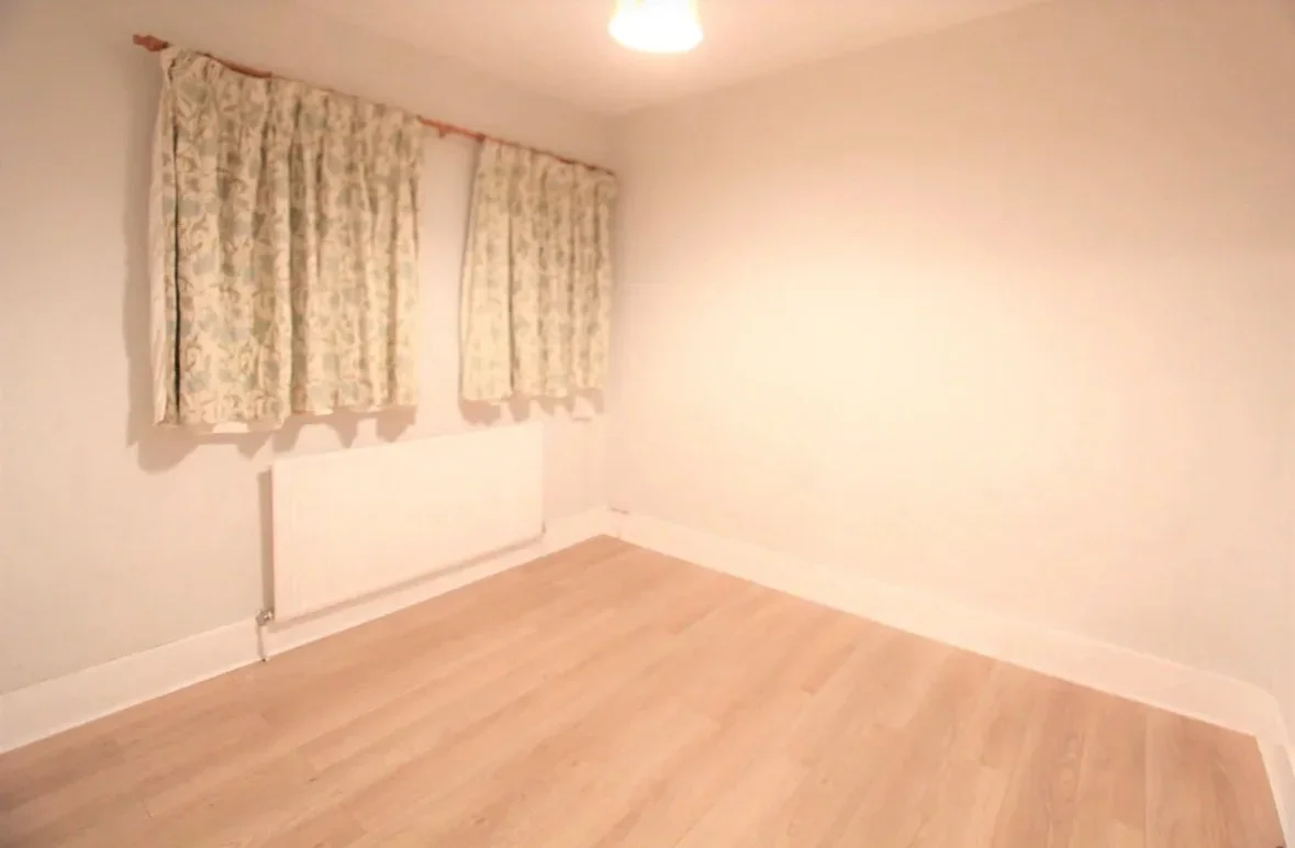 Flat Lea Road in Greater London