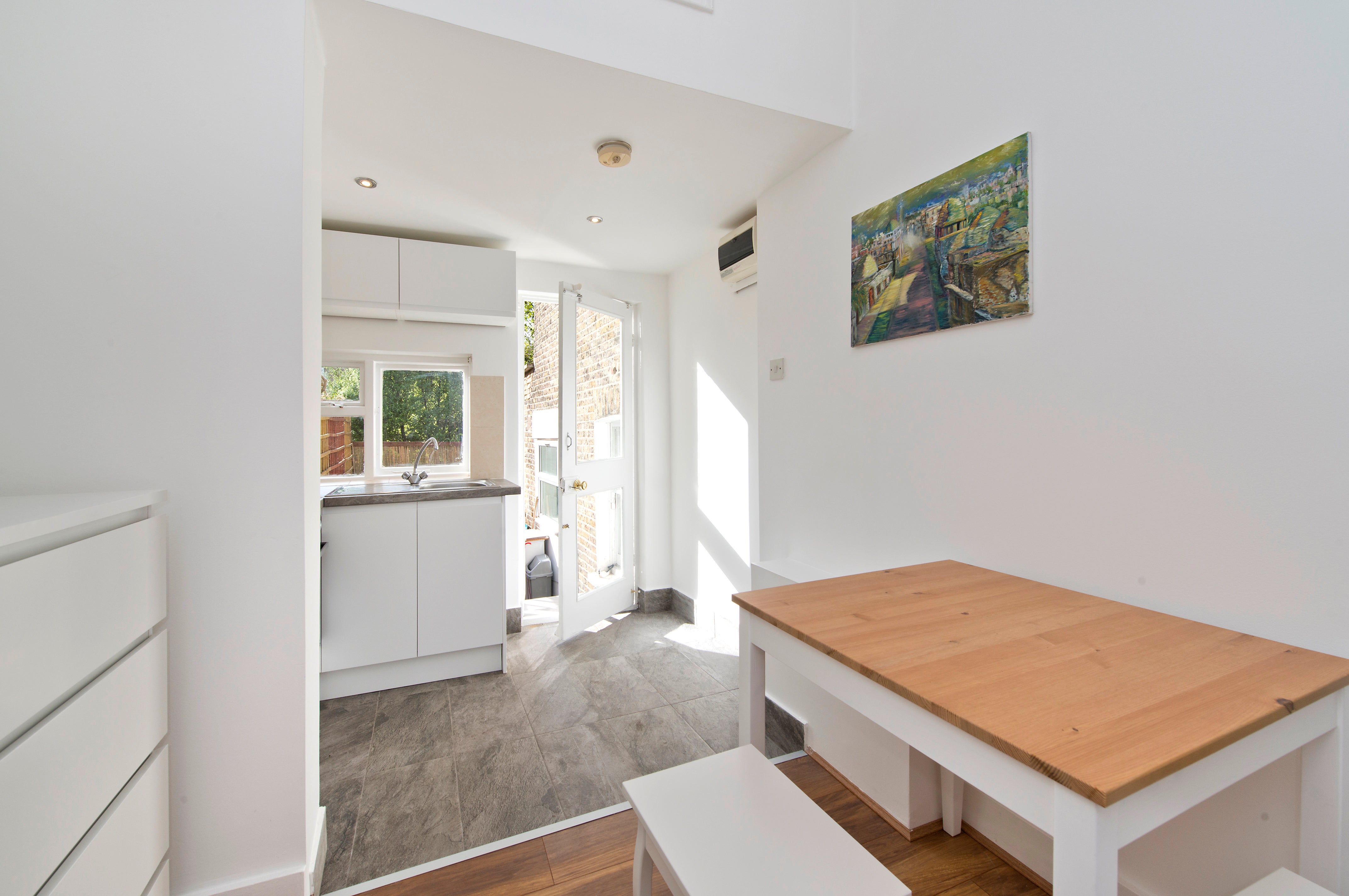 Flat Bloemfontein Road in Greater London