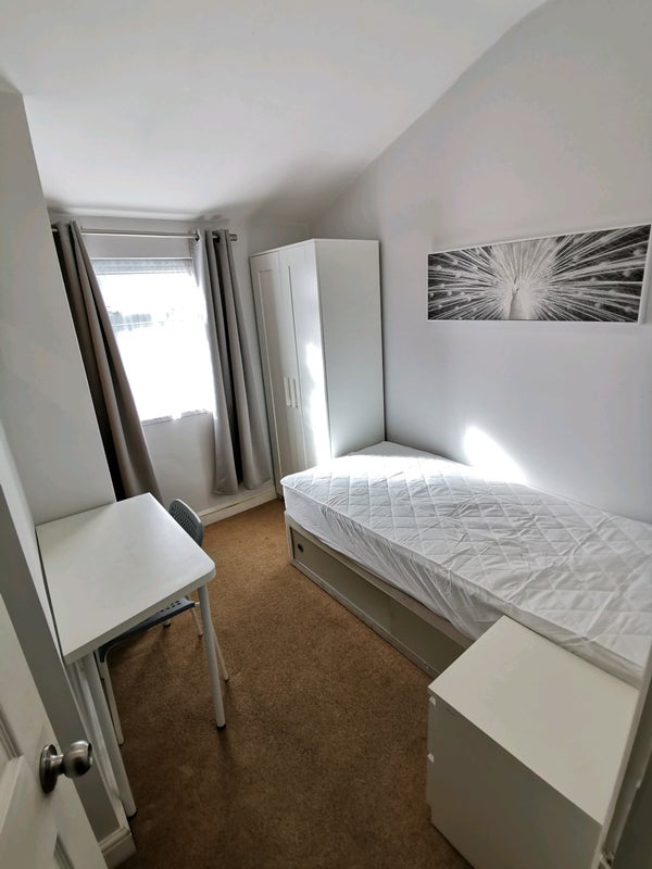 Room Victoria Parade in Bristol