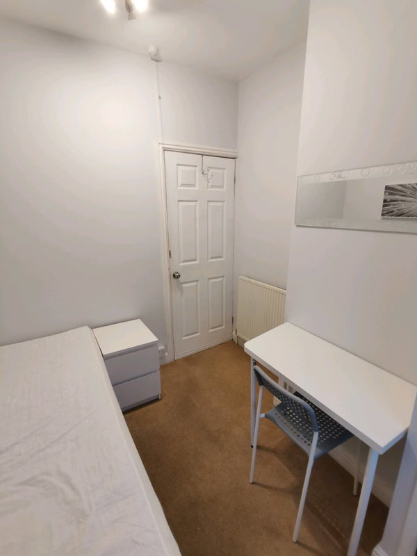 Room Victoria Parade in Bristol