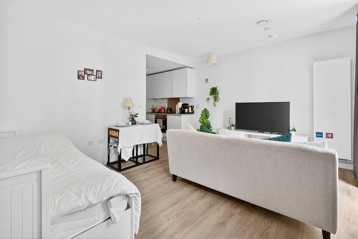 Flat Lewis Cubitt Walk in Greater London