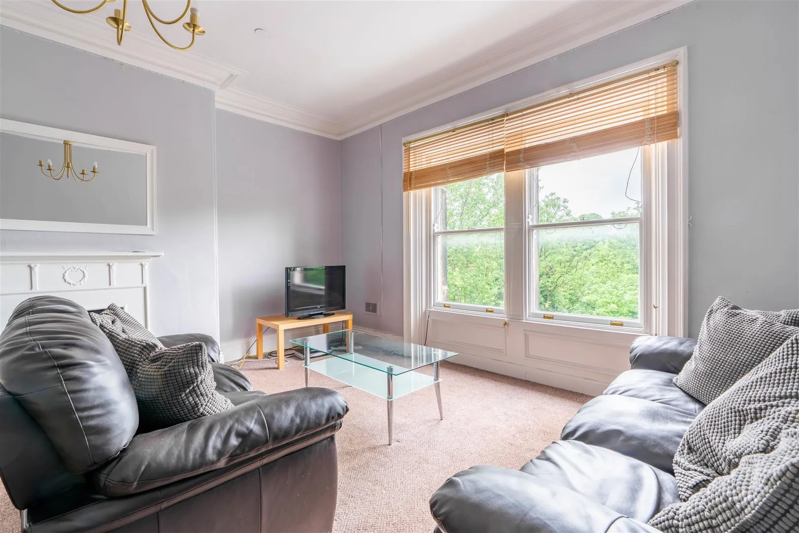 Flat Eslington Terrace in Newcastle upon Tyne