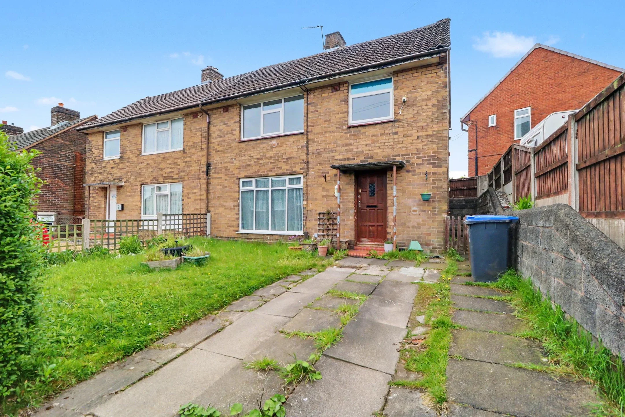 House Mayfield Road in Staffordshire Moorlands