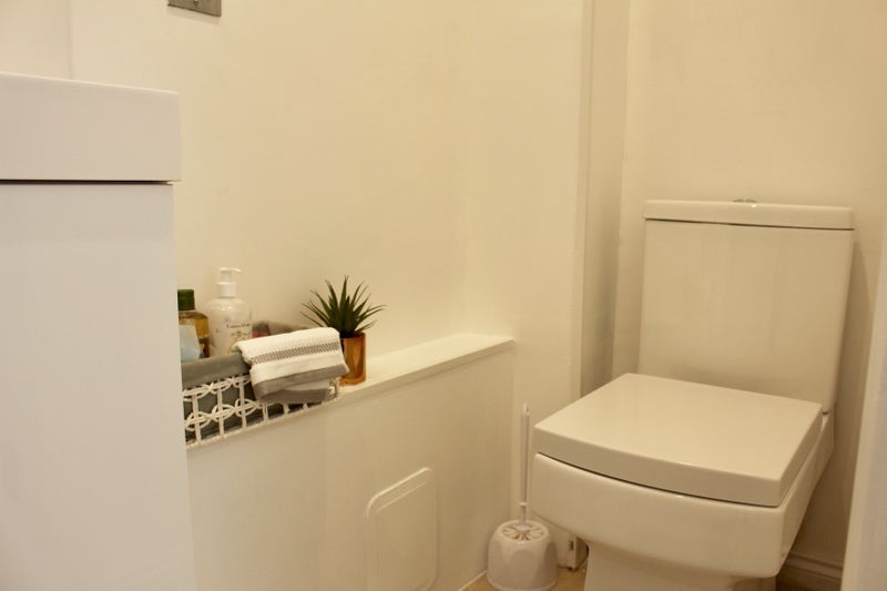 Room Flamsteed Heights in Crawley