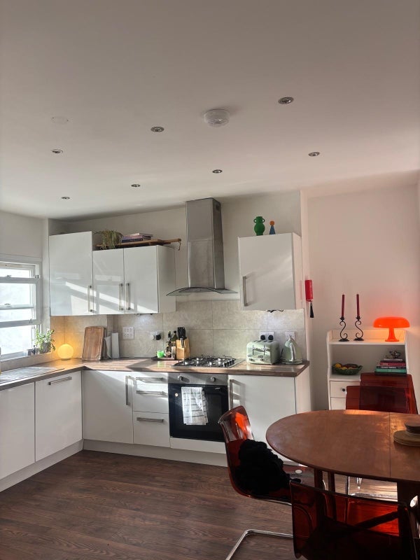Room Mildmay Road in Greater London