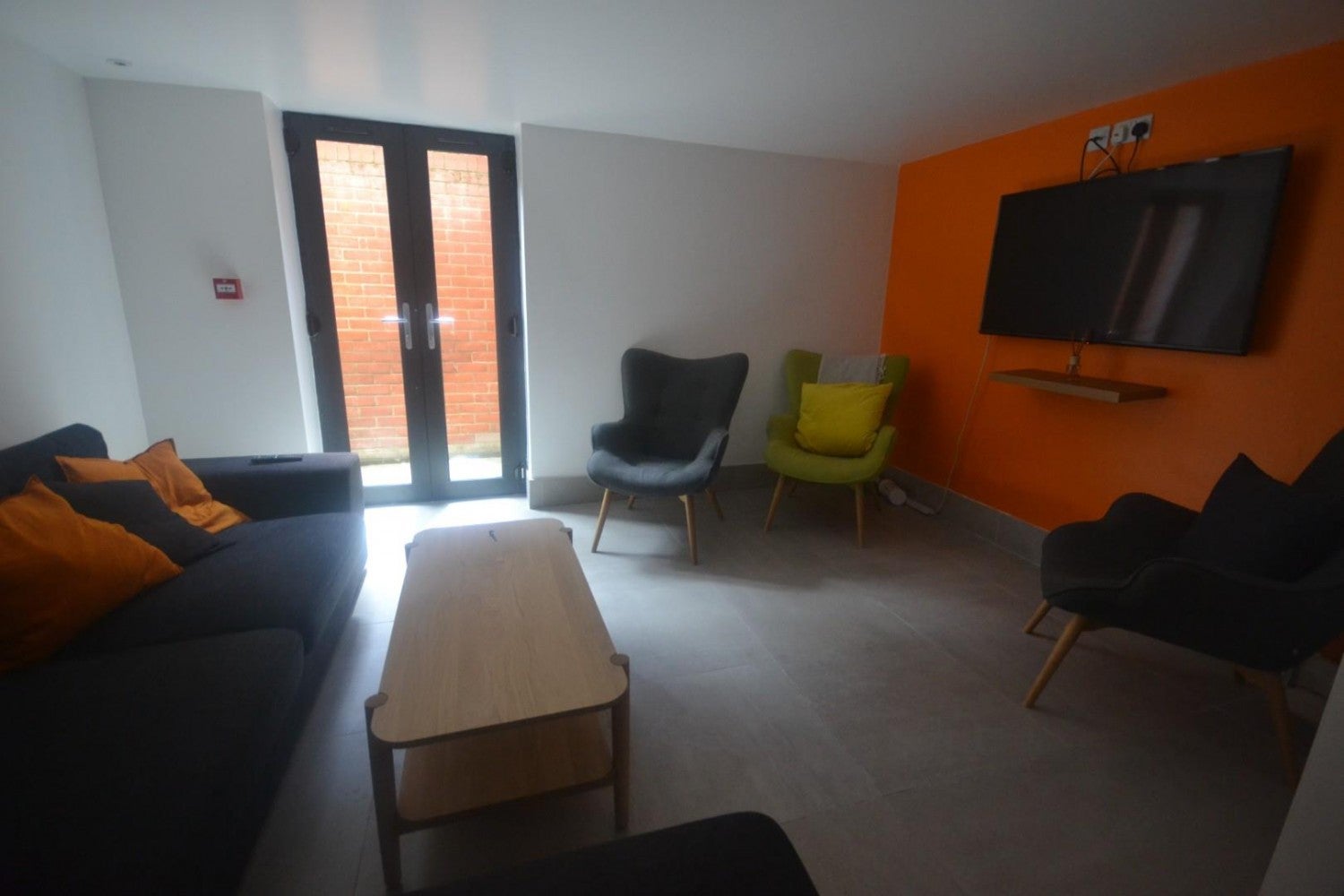 Room Craven Road in Reading
