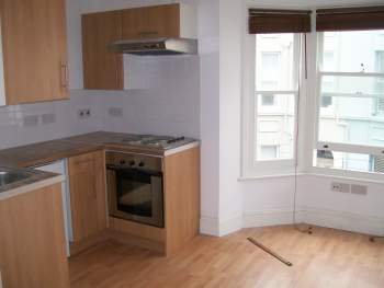 Room Western Road in Hove