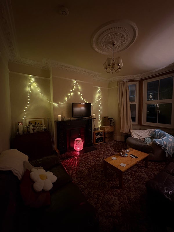 Room Honeybrook Road in Greater London