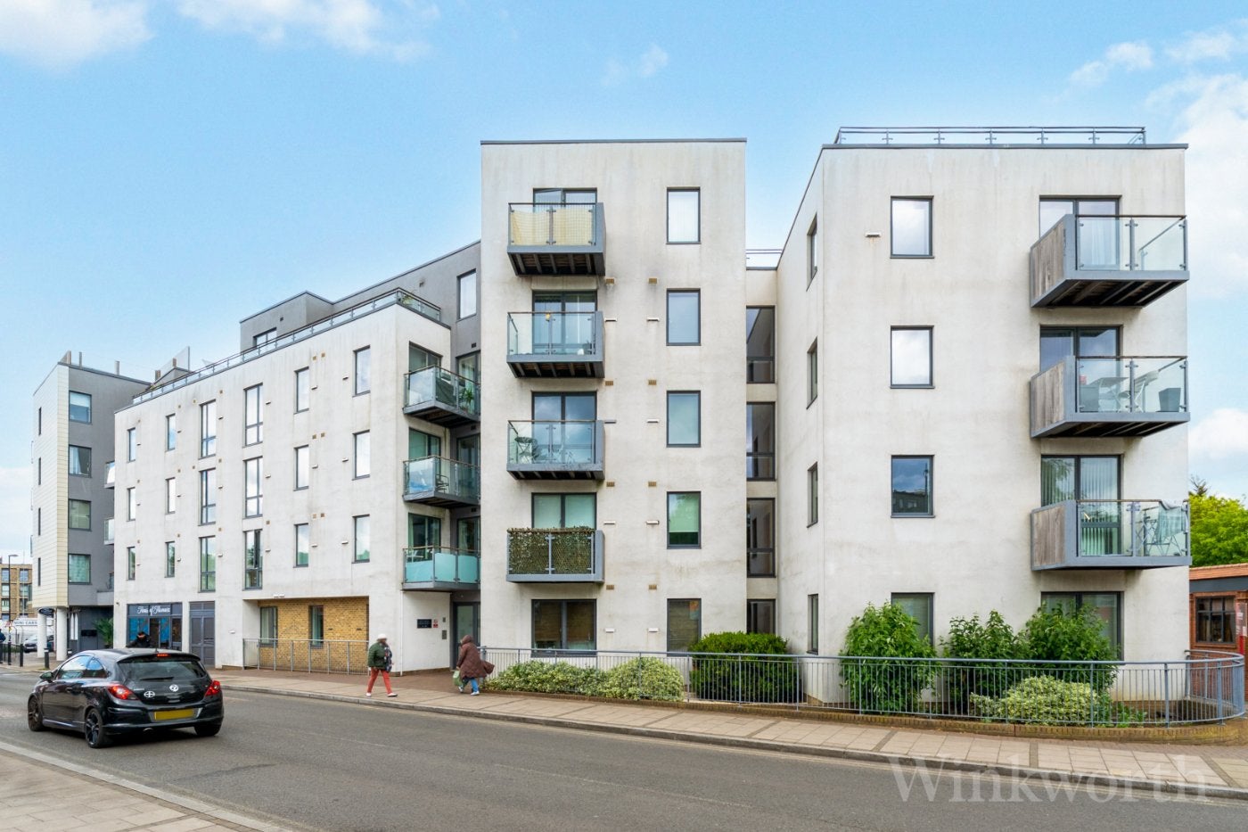 Flat Perry Vale in Greater London
