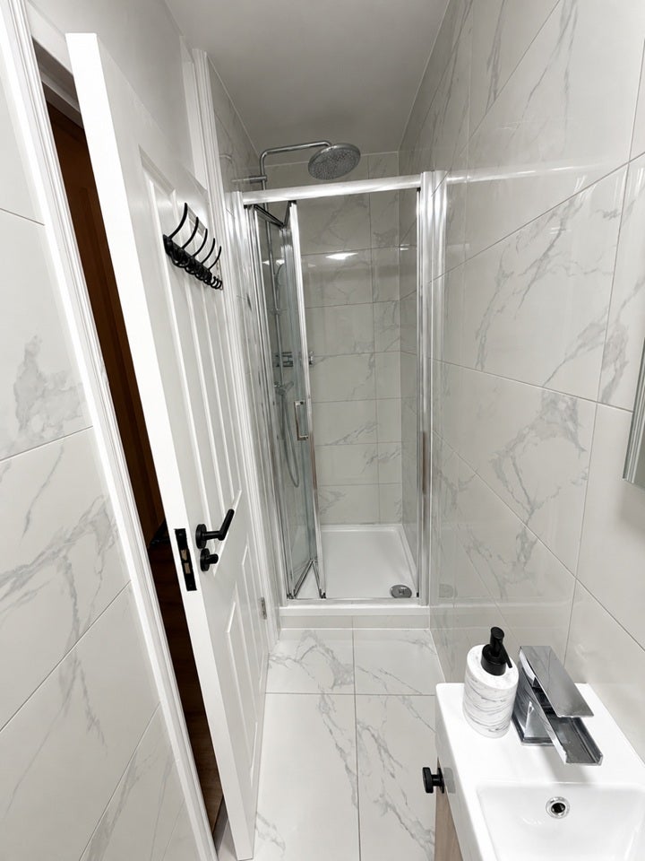 Room The Bittoms in Greater London