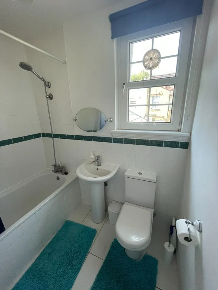 Room Ridgdale Street in Greater London