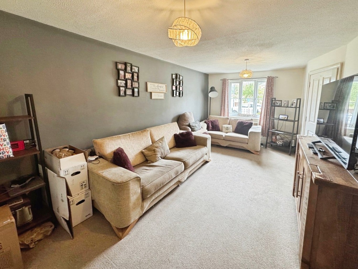 House Hall Villa Lane in Doncaster