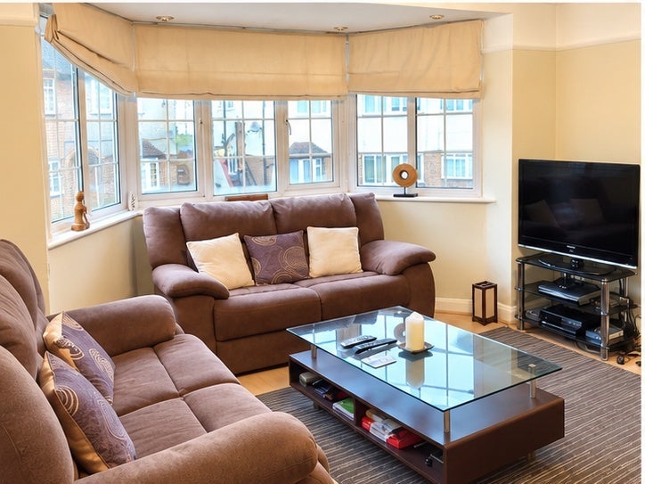 Room Glenhurst Road in Greater London