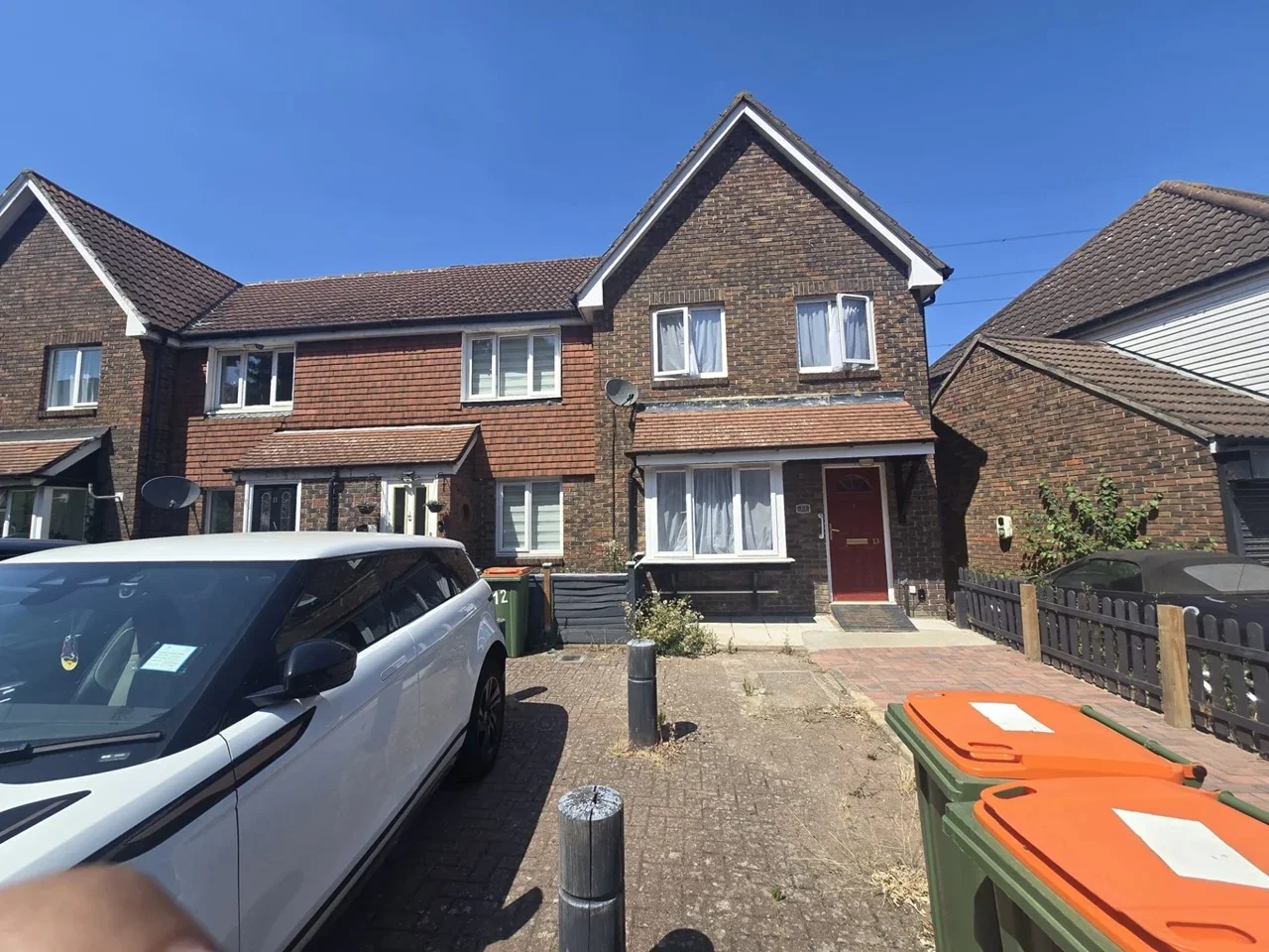 House Oakley Close in Greater London