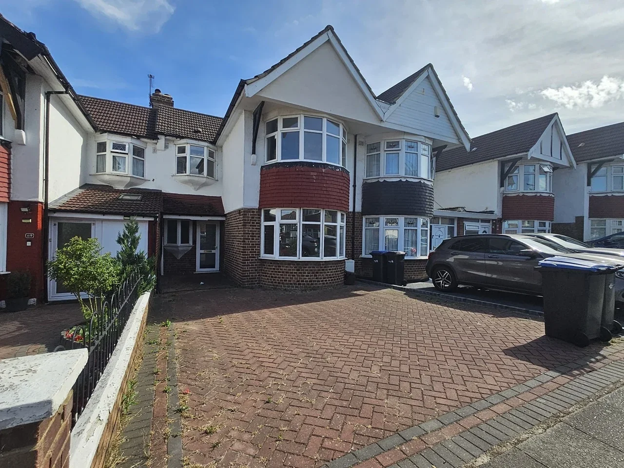 House Pasteur Gardens in Greater London