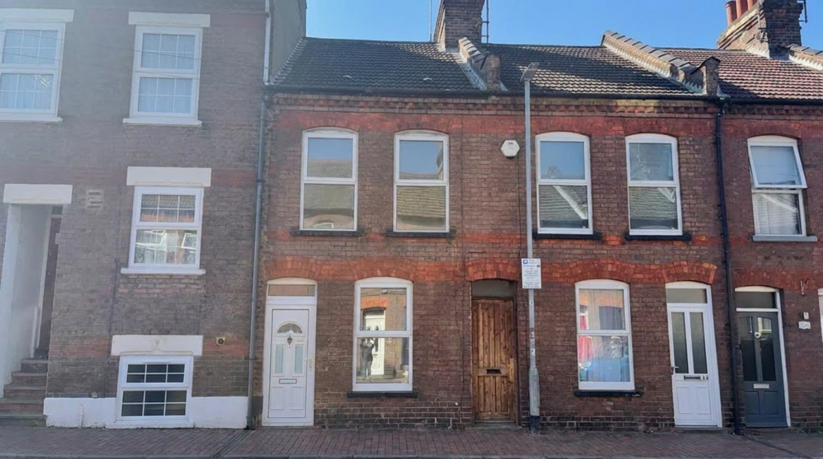 House Frederick Street in Luton