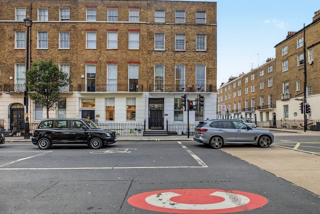 Flat Gloucester Place in City of Westminster