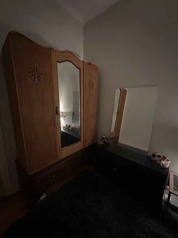 Room Main Street in Glasgow