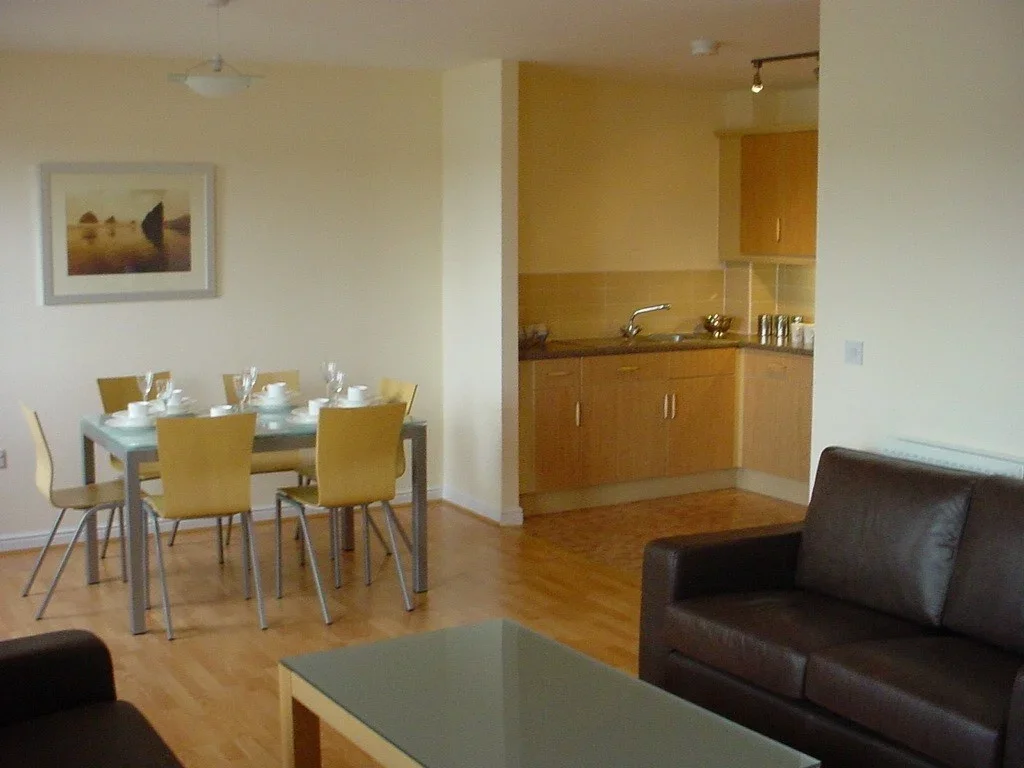 Flat Hampden Gardens in Cambridge