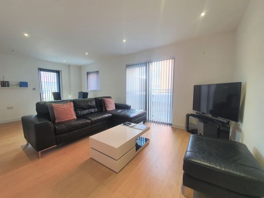 Flat Canute Road in Southampton