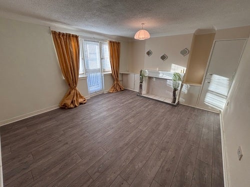 Flat Wellhall Road in Blantyre