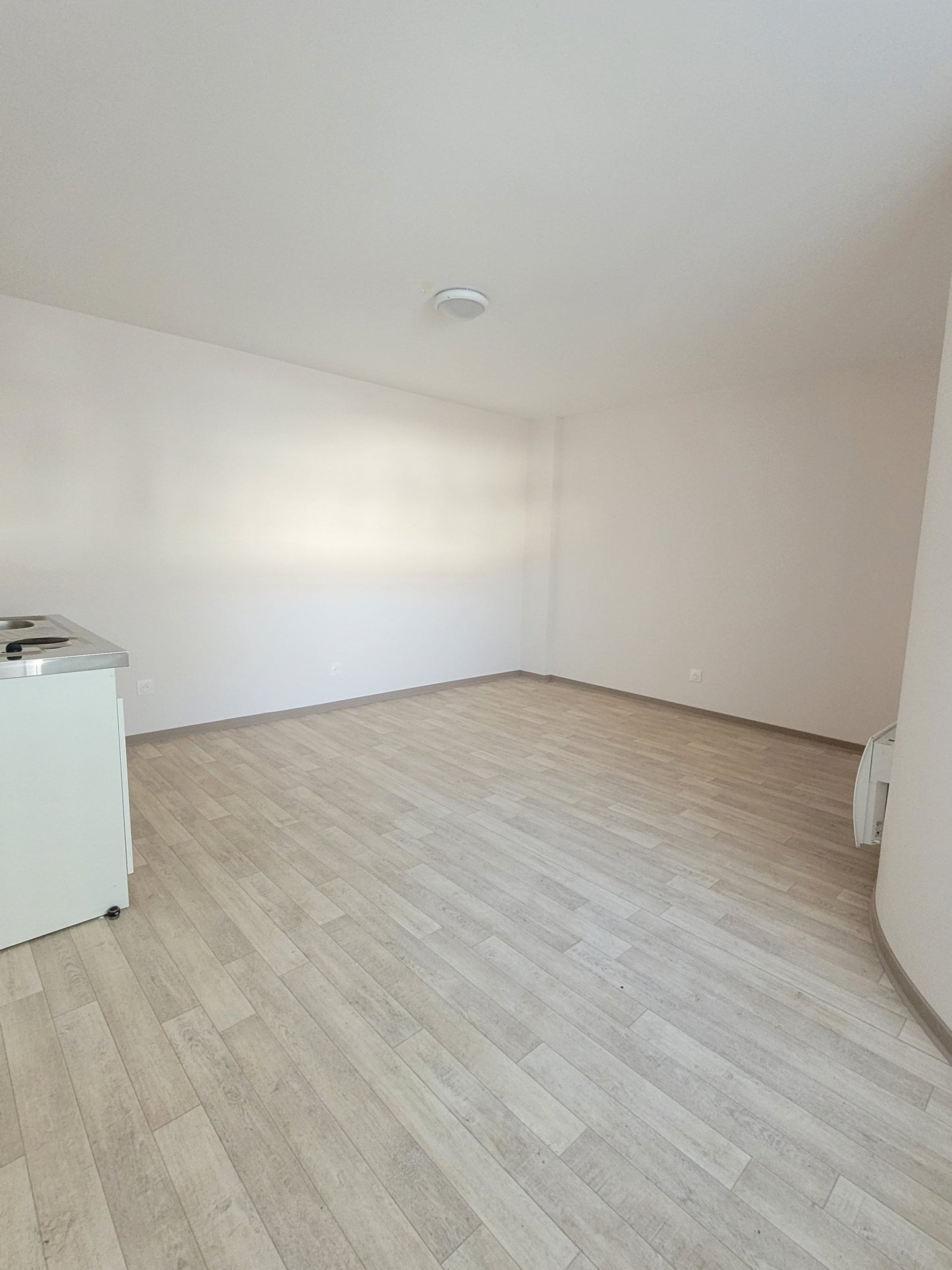 Flat Rue Pierre Duhem in Bordeaux
