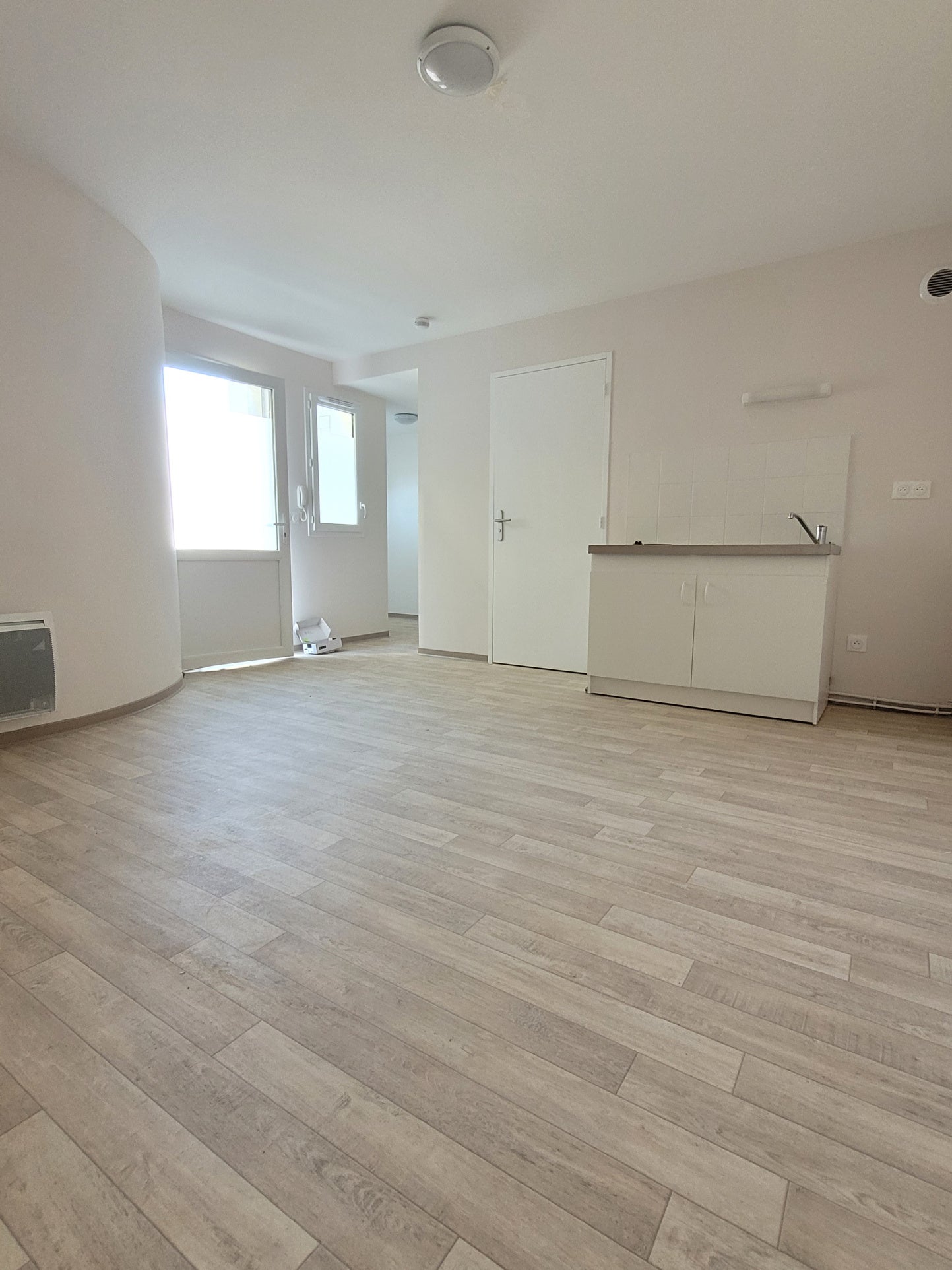 Flat Rue Pierre Duhem in Bordeaux