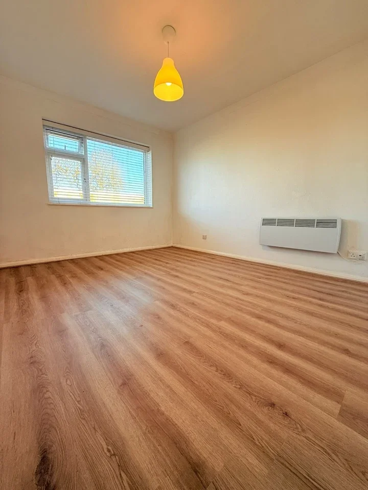 Flat Courtlands in Chelmsford