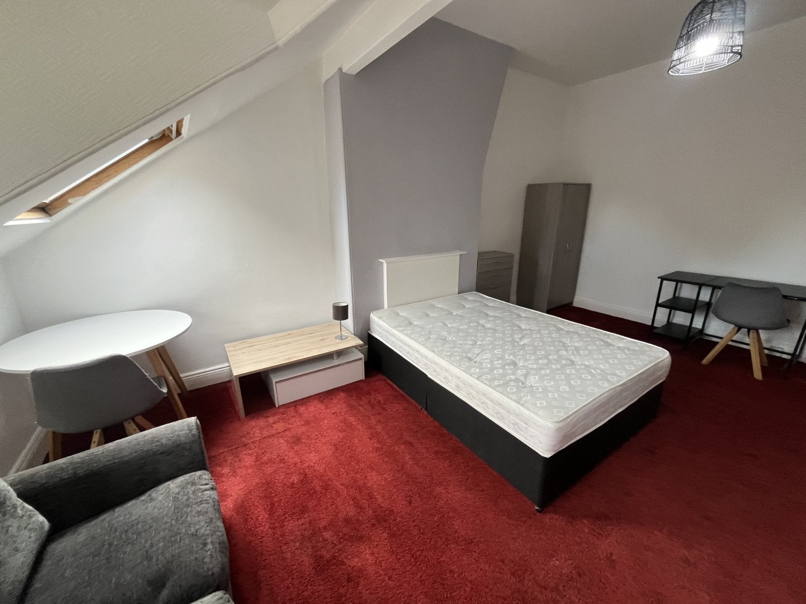 Room Woodhouse Cliff in Leeds