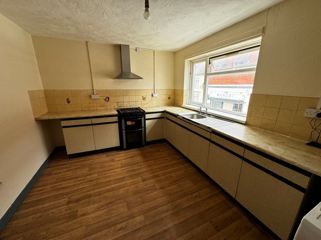 Flat Penn Road in Wolverhampton