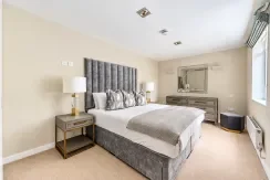 Flat Fulham Road in Greater London
