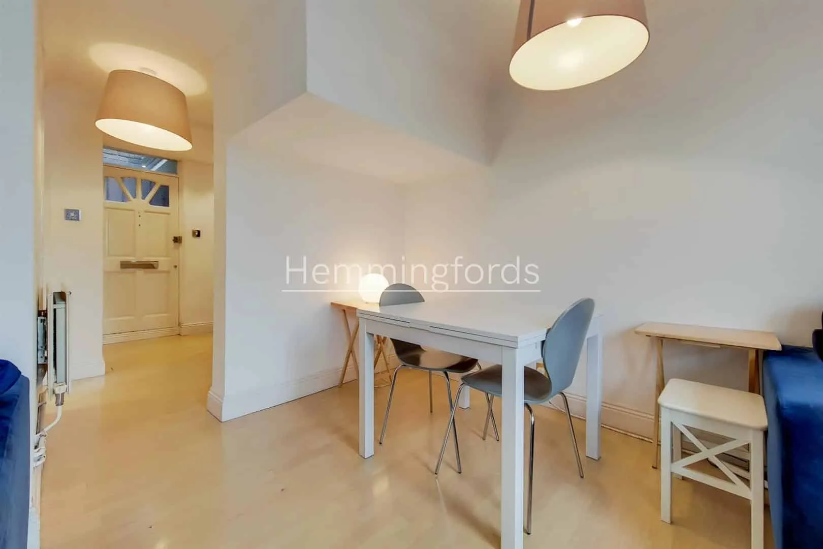 Flat Goswell Road in Greater London