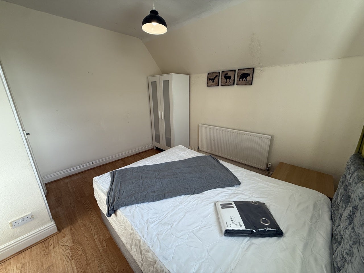 Flat Beckingham Road in Leicester
