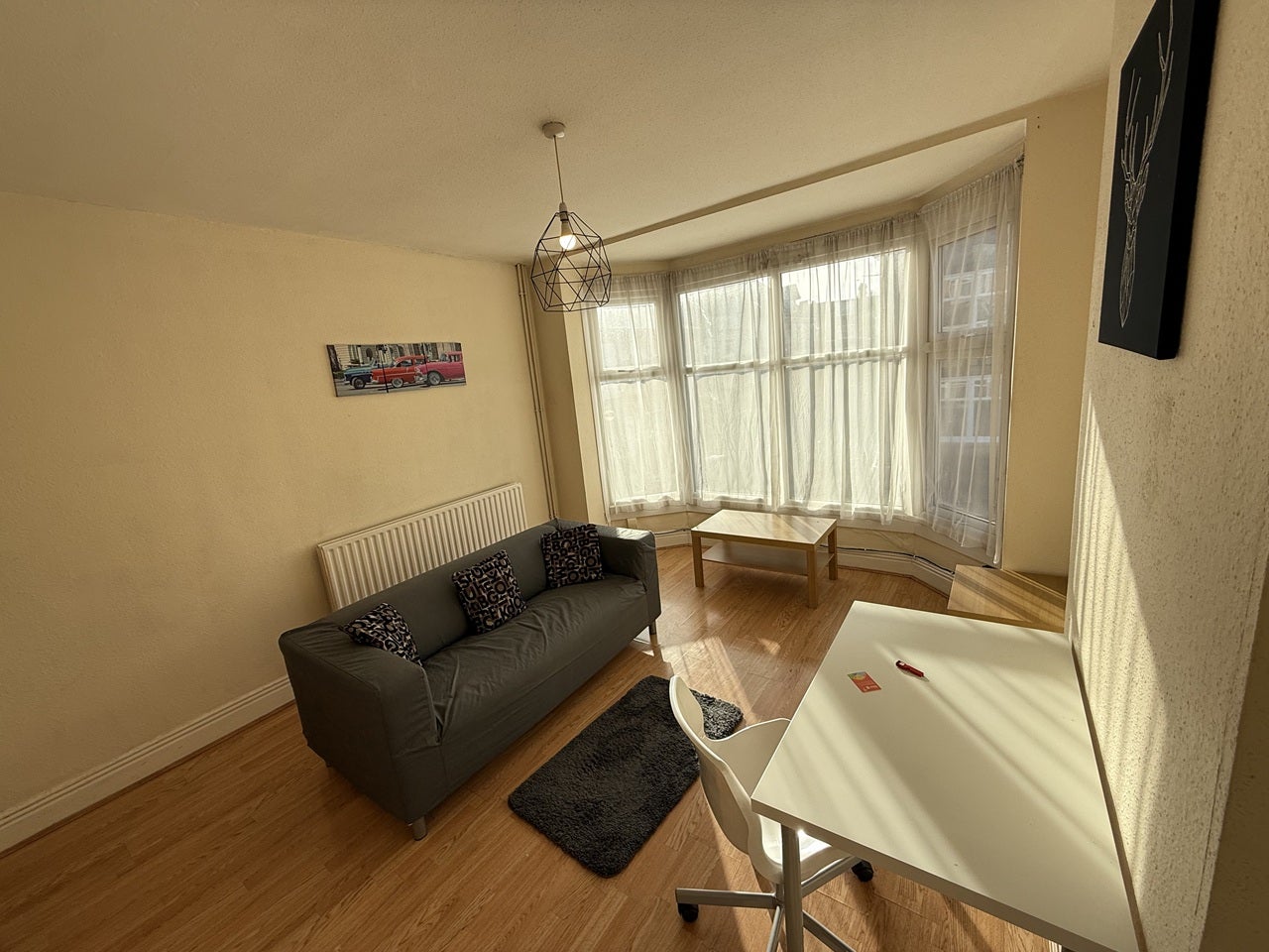 Flat Beckingham Road in Leicester