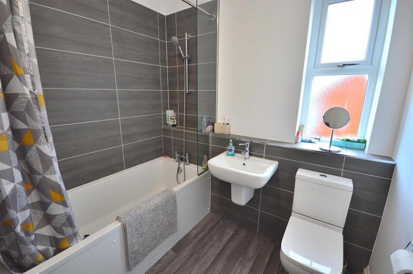 Flat Washway Road in Trafford