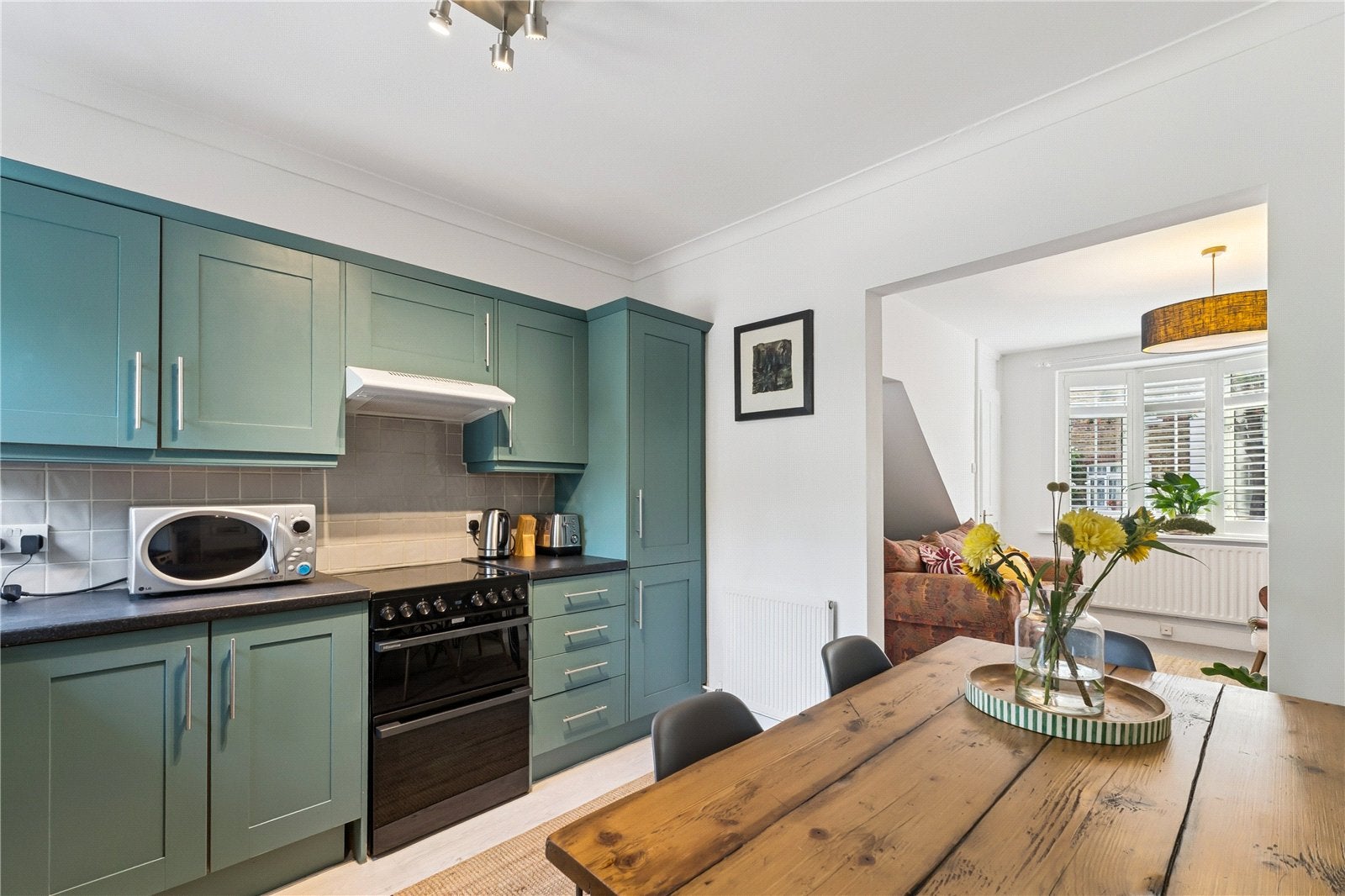 House Limes Avenue in Greater London