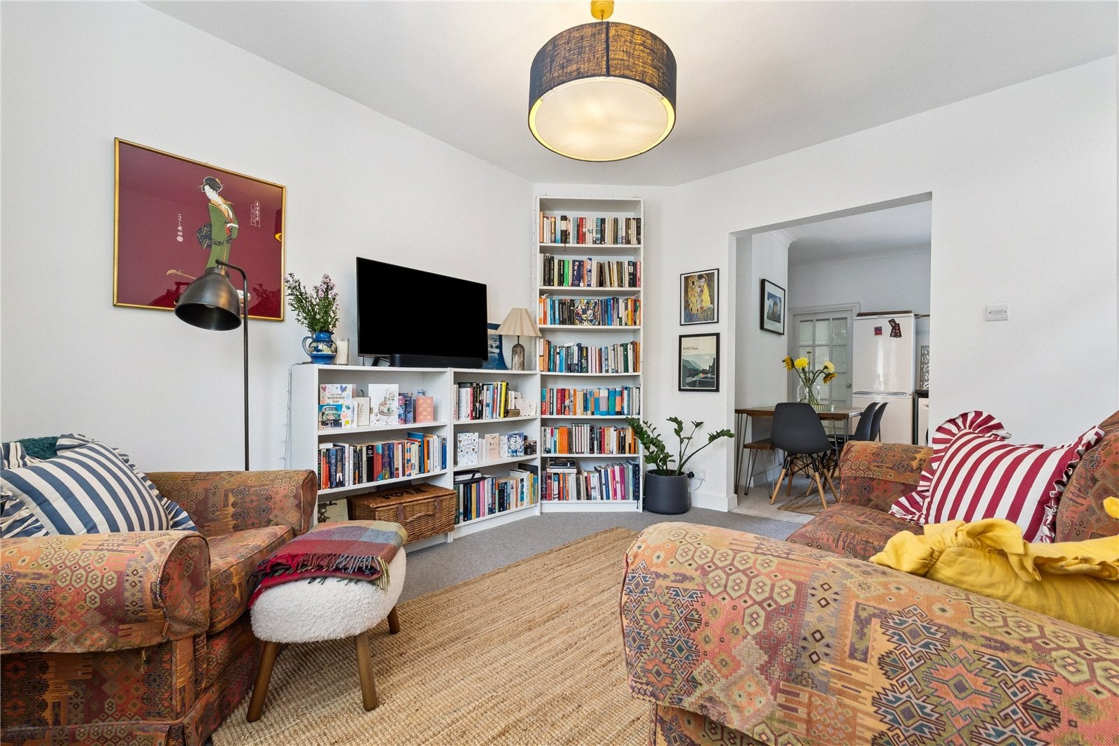 House Limes Avenue in Greater London