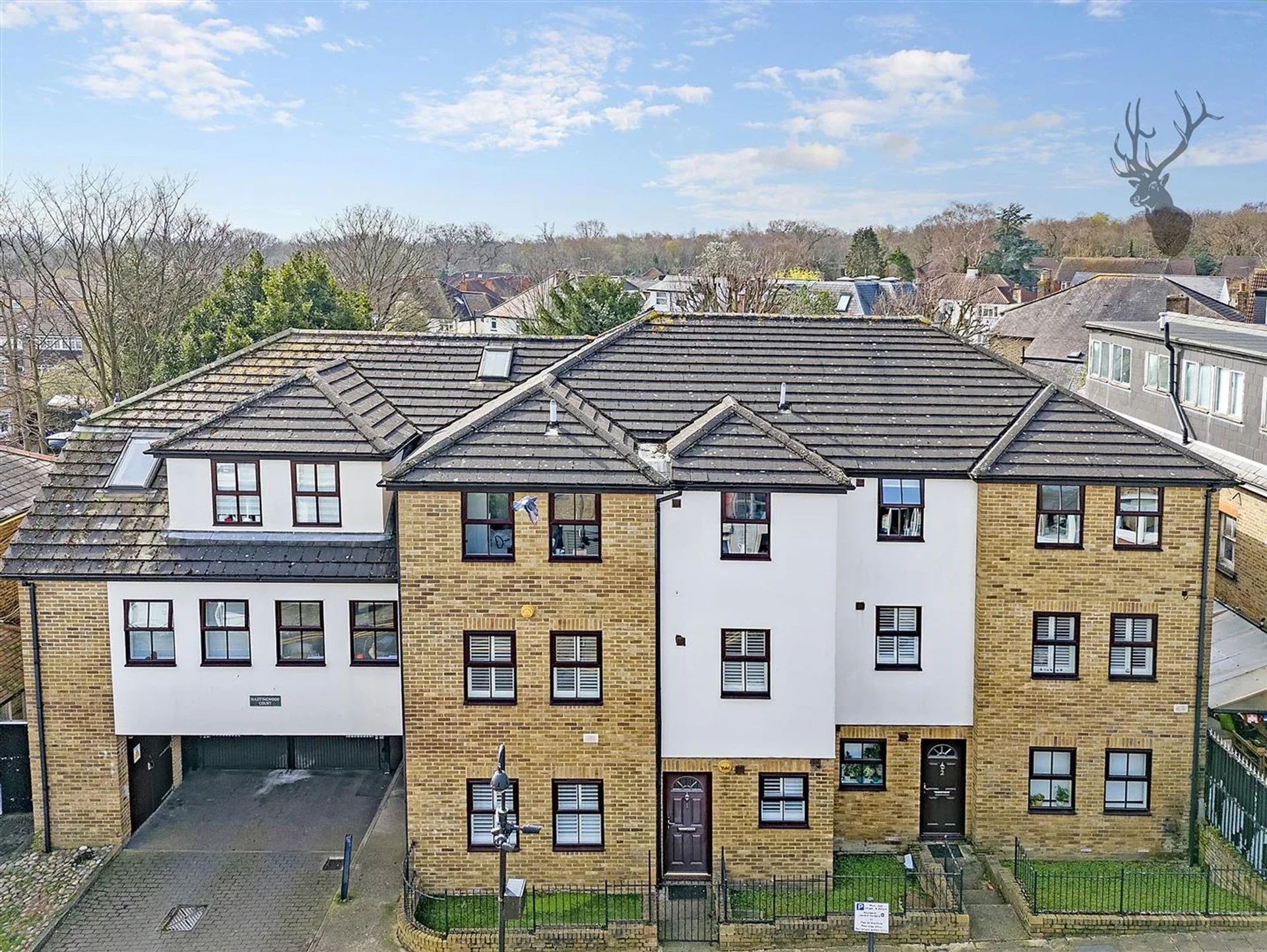 Flat Court Yard in Greater London