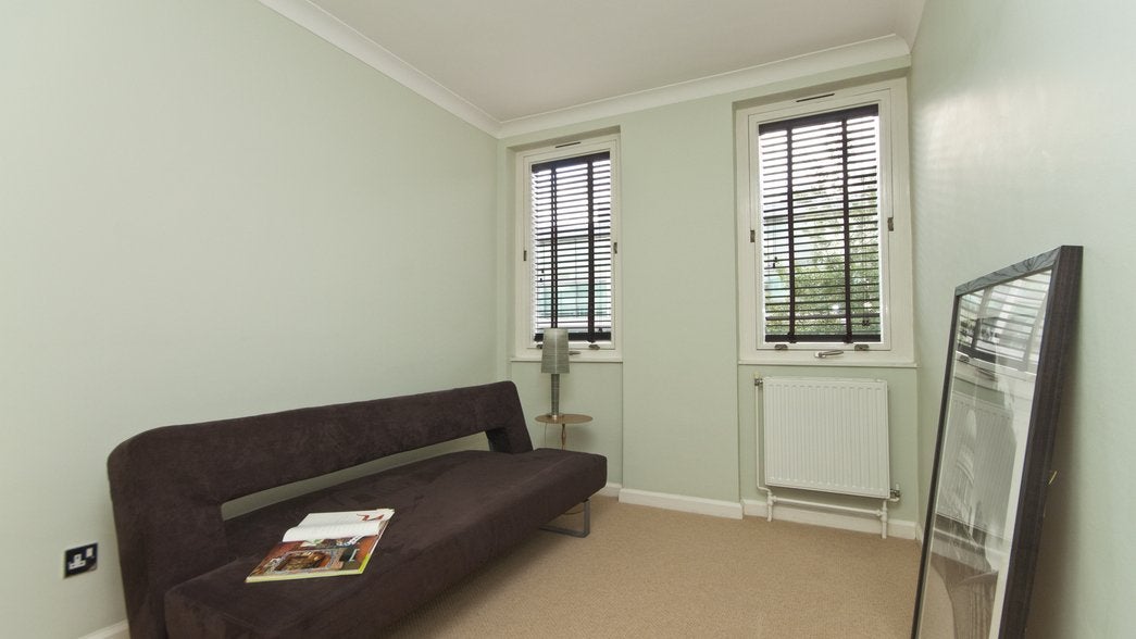 Flat Ebury Street in City of Westminster