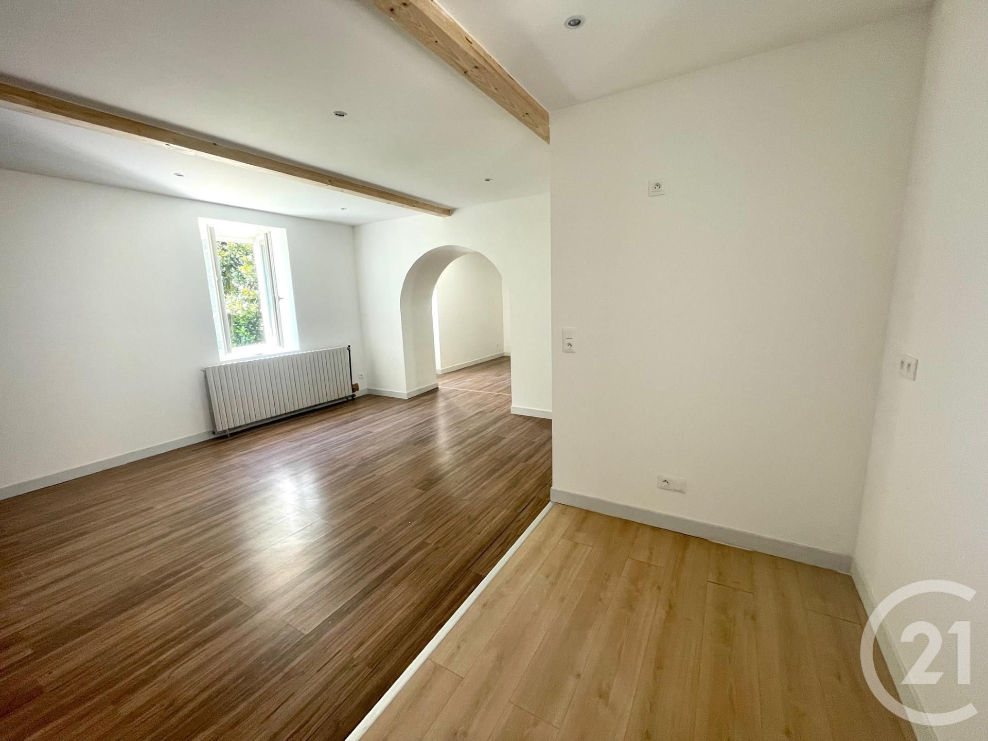 House Route de Corbas in Saint-Symphorien-d'Ozon