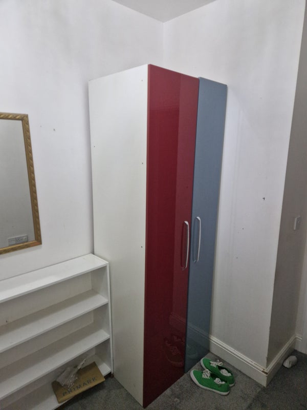 Room Tewson Road in Greater London