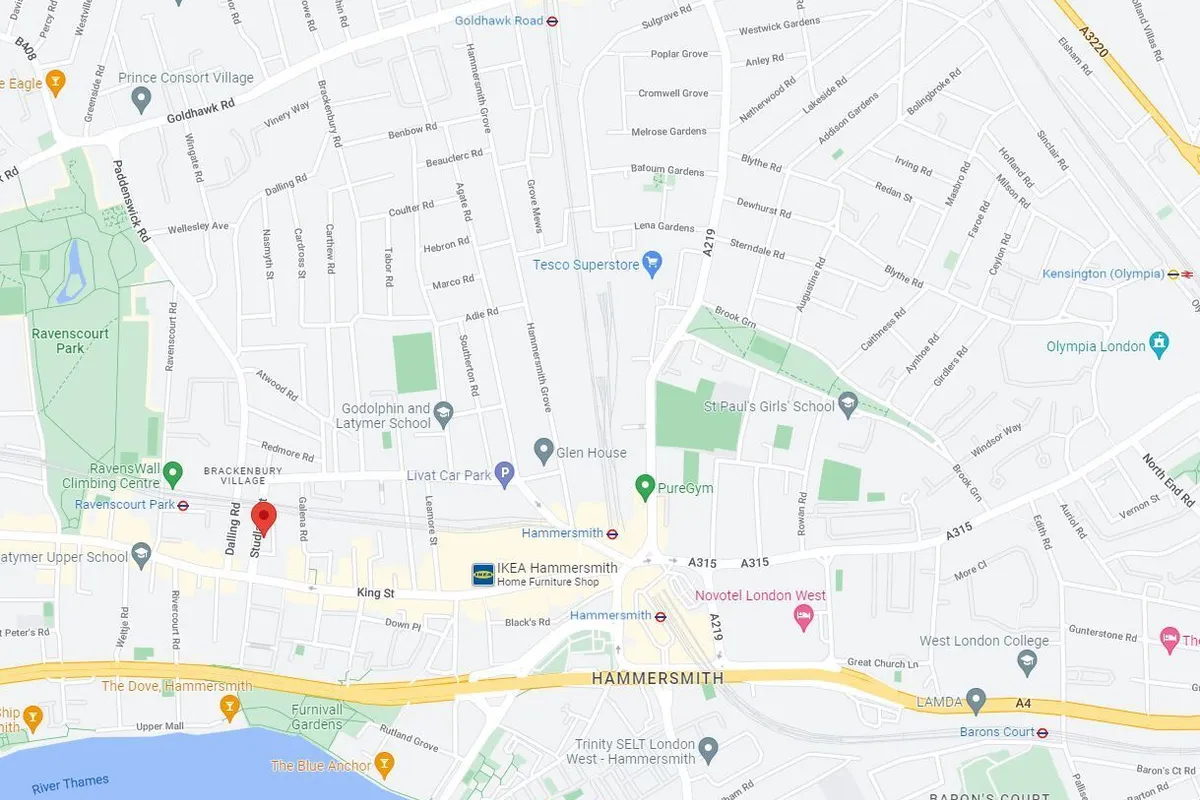 Flat Studland Street in Greater London