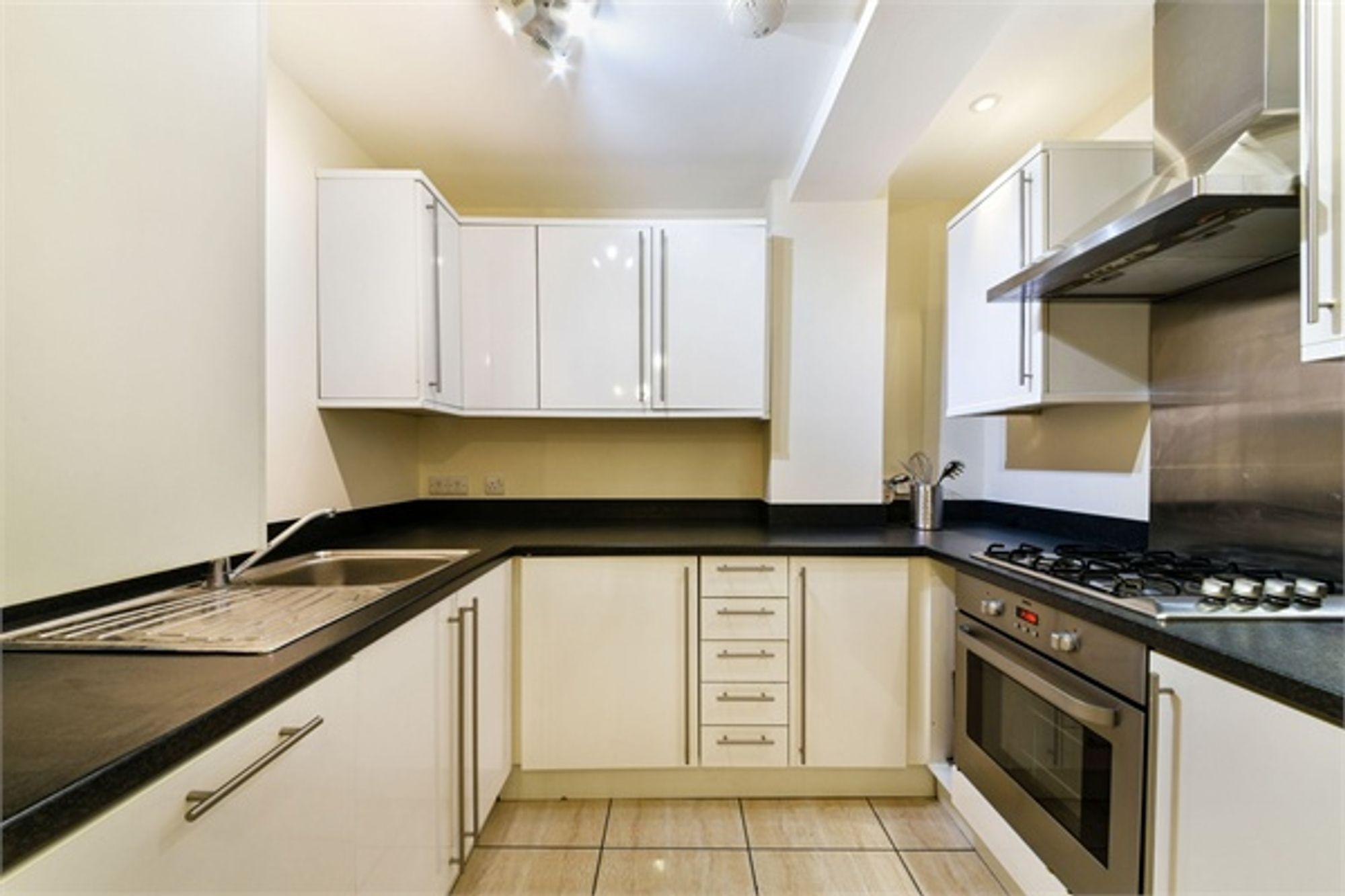 Flat Walton Road in Elmbridge