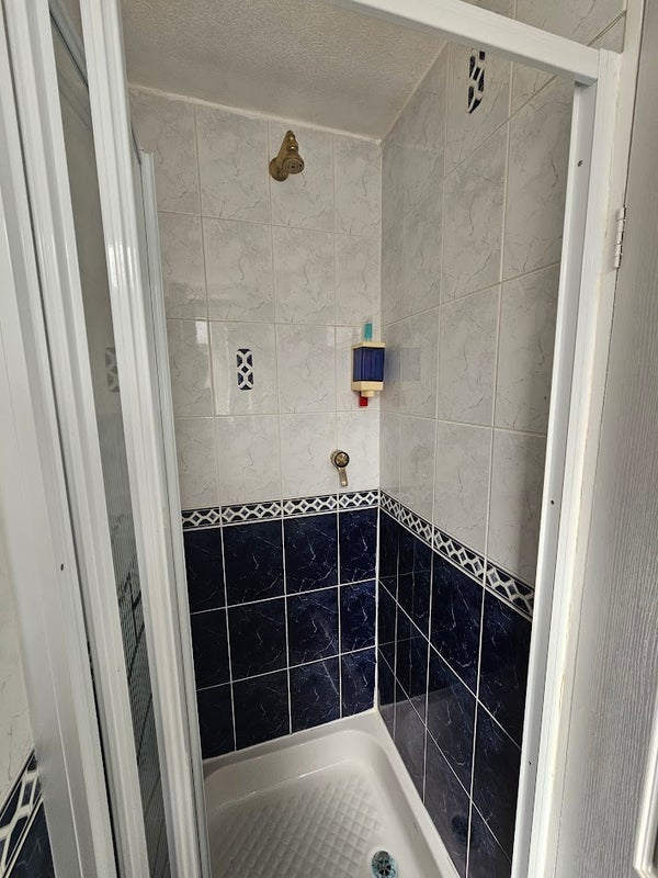 Room Ribble Road in Blackpool