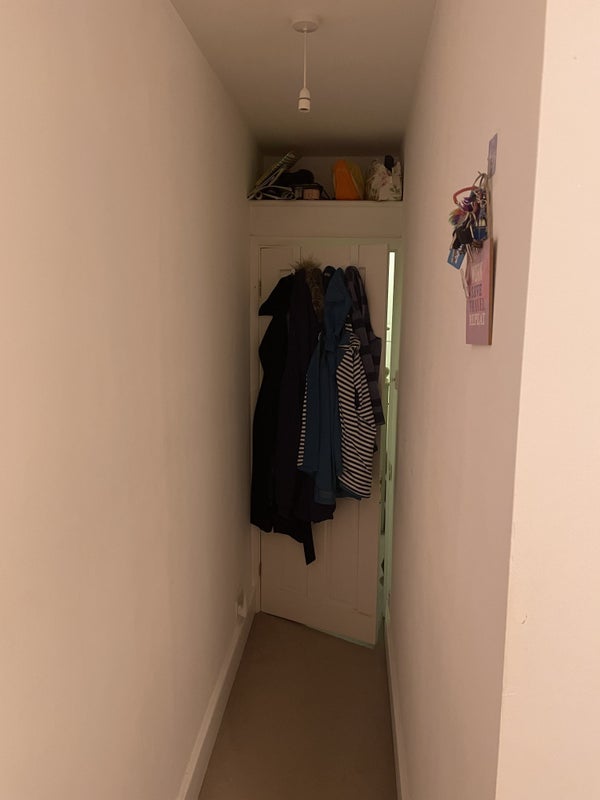 Room Dalby Road in Greater London